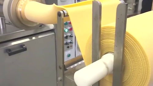 工廠高能食品機器與點歌機 跨界對比與技術(shù)融合